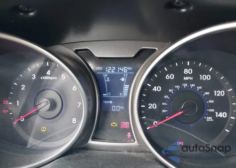 2013 Hyundai Veloster Base W/Black from USA, damaged, VIN KMHTC6AD2DU141462